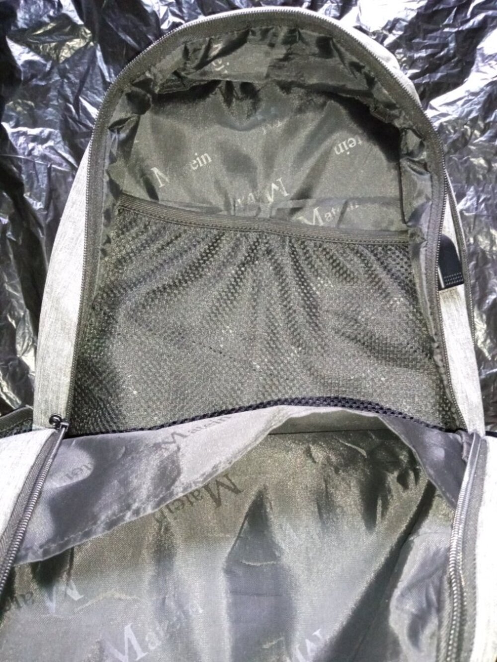 MATEIN Travel Laptop Backpack - Picture 3 of 5